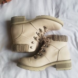 Vegan Fall boots!